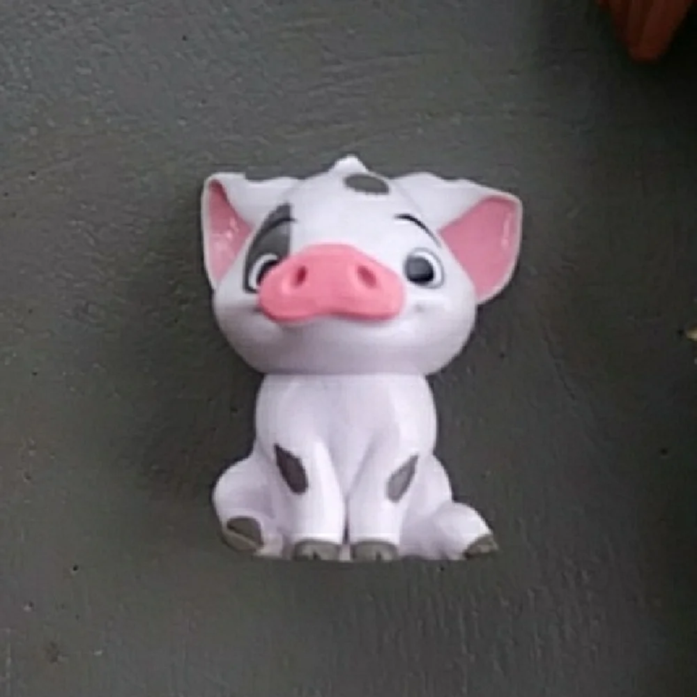 Disney Moana Doll with Paddle and Pig Companion